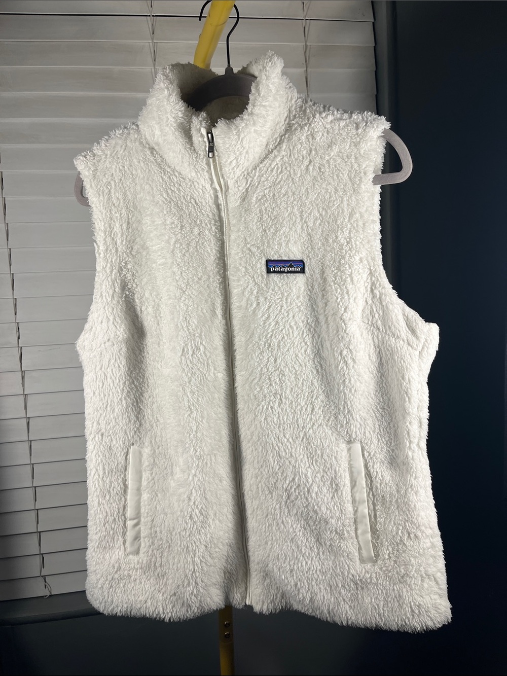 Patagonia White Sherpa Fleece Zip Vest